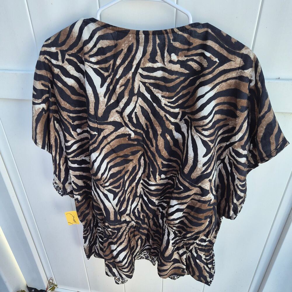 NWT Kim Rogers Animal Print Blouse w/ Crochet Trim Sz 2XL - Picture 5 of 5